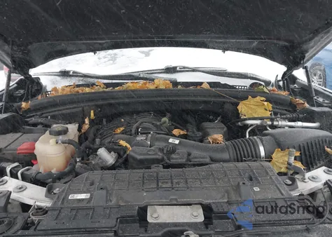 2023 Jeep Grand Cherokee L Limited 4X4 z USA, uszkodzony, nr VIN 1C4RJKBG2P8710989